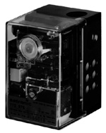 Автомат управления горелками Satronic TTO 876